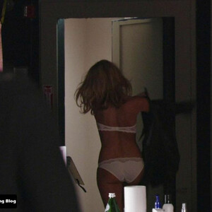 celeb nude Sunny Mabrey 013 pic