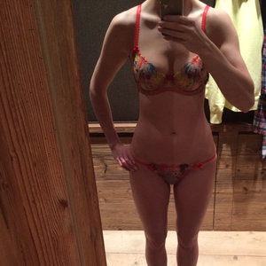 Susie Wolff Leaked The Fappening (10 Photos) - Leaked Nudes