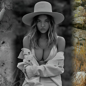 Sydney Sweeney Sexy – Sbjct Journal (12 Photos) – Leaked Nudes