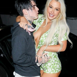 Free Nude Celeb Tana Mongeau 006 pic