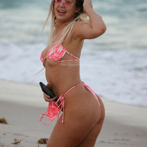 Celebrity Nude Pic Tana Mongeau 168 pic