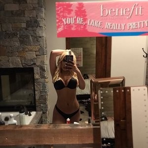 Tana Mongeau Sexy (25 Photos) – Leaked Nudes