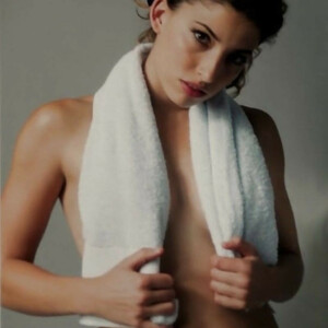 Celebrity Nude Pic Tania Raymonde 026 pic