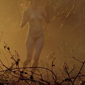 Nude Celeb Tanya Reynolds 043 pic