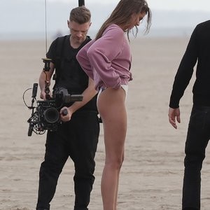Nude Celeb Taylor Marie Hill 026 pic