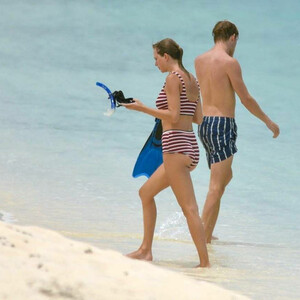 Celeb Nude Taylor Swift 039 pic