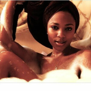 Naked celebrity picture Teairra Mari 004 pic