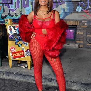 Nude Celebrity Picture Teairra Mari 021 pic