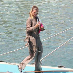 Celebrity Leaked Nude Photo Sofia Richie 070 pic