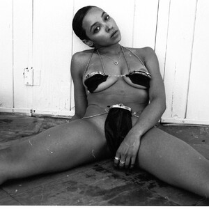 Free Nude Celeb Tinashe 020 pic
