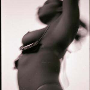 Celeb Naked Tinashe 037 pic
