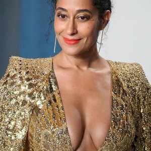 Tracee Ellis Ross Flaunts Her Deep Cleavage at the 2020 Vanity Fair Oscar Party (11 Photos) – Leaked Nudes