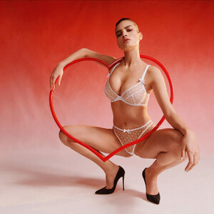 Valentine’s Day Campaign From the English Lingerie Brand Agent Provocateur (11 Photos) – Leaked Nudes