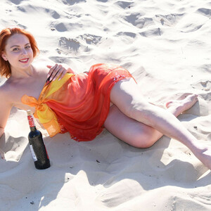 Best Celebrity Nude Valery Leche 024 pic