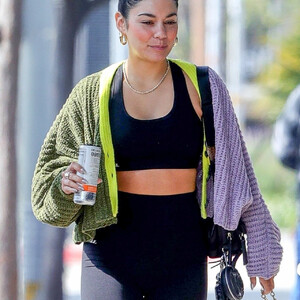 Free nude Celebrity Vanessa Hudgens 012 pic