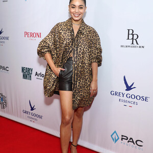 Hot Naked Celeb Vanessa Hudgens 098 pic