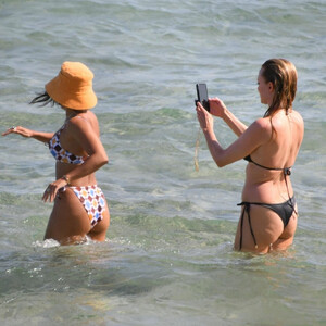 Nude Celeb Pic Vanessa Hudgens 039 pic