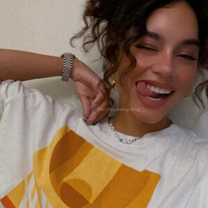 nude celebrities Vanessa Hudgens 012 pic