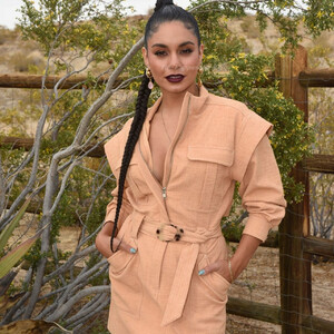 Free nude Celebrity Vanessa Hudgens 004 pic