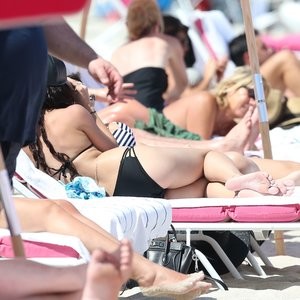 Nude Celebrity Picture Stella Hudgens, Vanessa Hudgens 061 pic