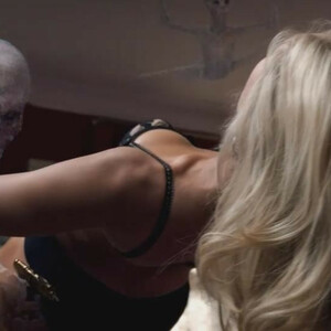 Famous Nude Vanessa Kirby 013 pic