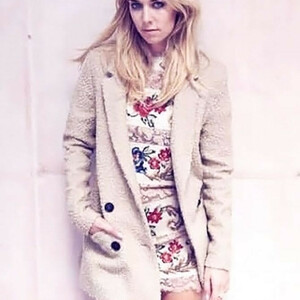 Leaked Celebrity Pic Vanessa Kirby 035 pic