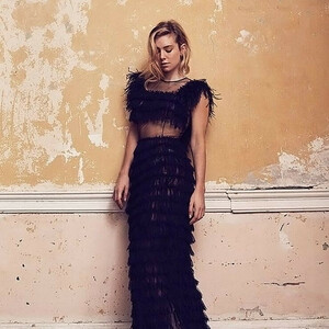 Real Celebrity Nude Vanessa Kirby 061 pic