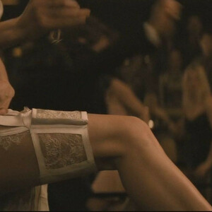Celeb Nude Vanessa Kirby 085 pic