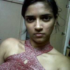 Nude Celeb Vasundhara Kashyap 050 pic