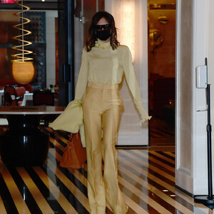 Free Nude Celeb Victoria Beckham 036 pic