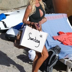 Leaked Celebrity Pic Victoria Silvstedt 015 pic