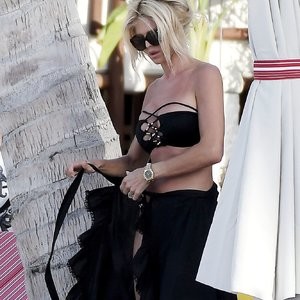 Leaked Celebrity Pic Victoria Silvstedt 059 pic