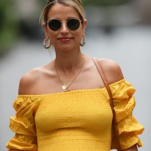 Vogue Williams Is Pictured Leaving Heart Radio Breakfast Show in a Yellow Dress (40 Photos) – Leaked Nudes