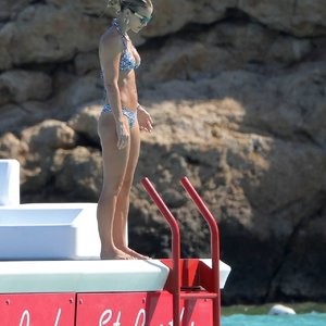 Nude Celeb Vogue Williams 003 pic