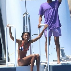 nude celebrities Willow Smith 001 pic