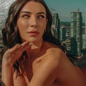 Naked Celebrity Pic Xris Kovtos 002 pic