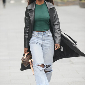 Nude Celebrity Picture Yewande 025 pic
