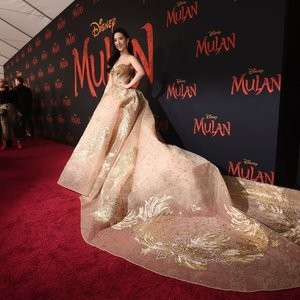 Yifei Liu Shines at the Premiere of Mulan in Los Angeles (16 Photos) - Leaked Nudes