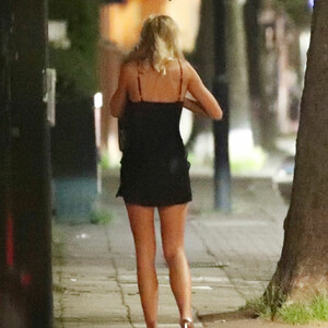 Nude Celeb Zara McDermott 019 pic