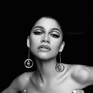 Zendaya Poses for Essence Campaign (9 Photos) - Leaked Nudes