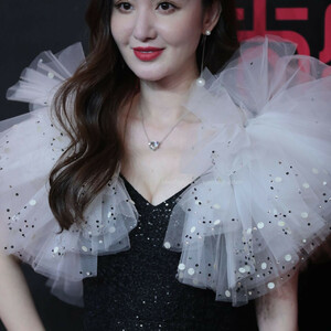 Zhang Meng Shows Her Cleavage at the Cosmo Event (12 Photos) – Leaked Nudes