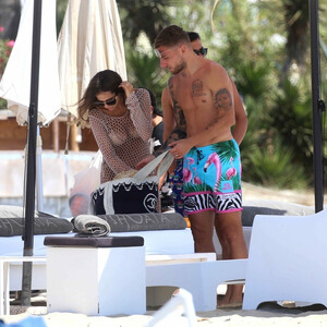 Ciro Immobile & Lorenzo Insigne hit the Beach with Jessica Melena & Genoveffa Darone (29 Photos) - Leaked Nudes