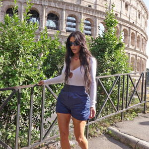 Kim Kardashian is Pictured Sightseeing in Rome (78 Photos) [Updated] - Leaked Nudes