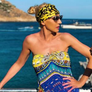 Kristina Orbakaite & Mikhail Zemtsov Enjoy Their Vacation in Greece (32 Photos) - Leaked Nudes